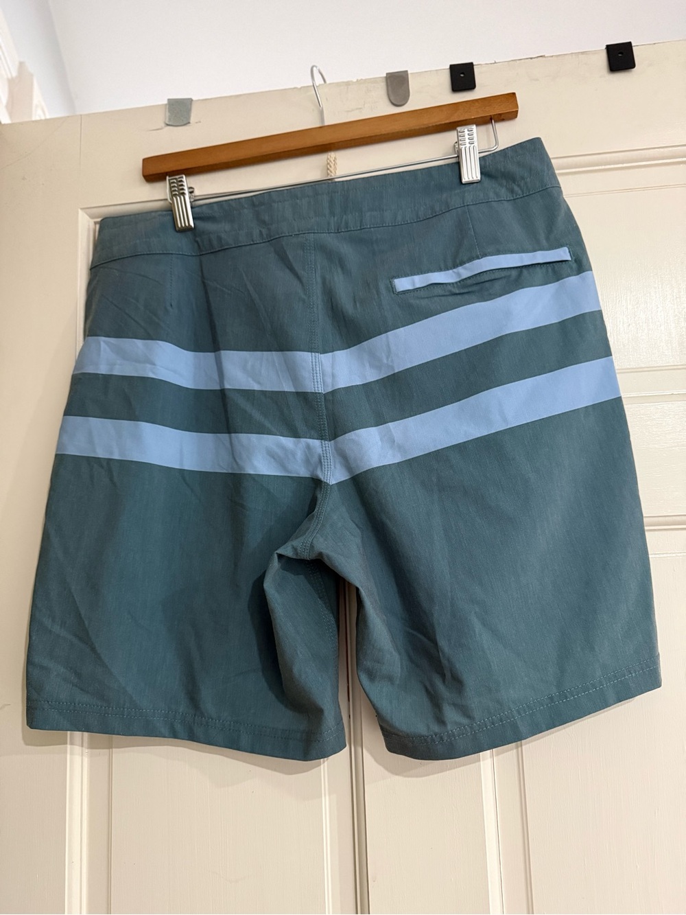 Fair Harbor Men's Swim Shorts Size - Picture 6 of 6